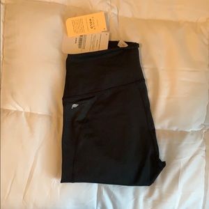 NWT Fabletics Leggings